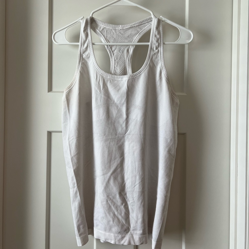 Swiftly Tech Razorback Tank Top